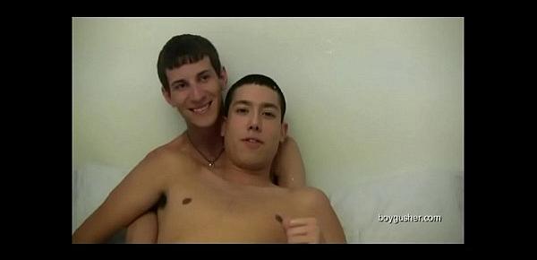  GayMP4.com - Gay Amateur Videos Compilation 24